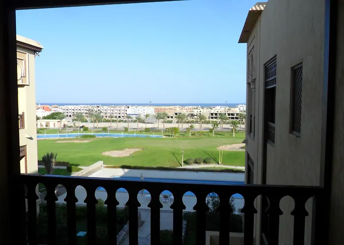 Ss1088 Golf Heights 2 Bedroom Sea View Apartment *